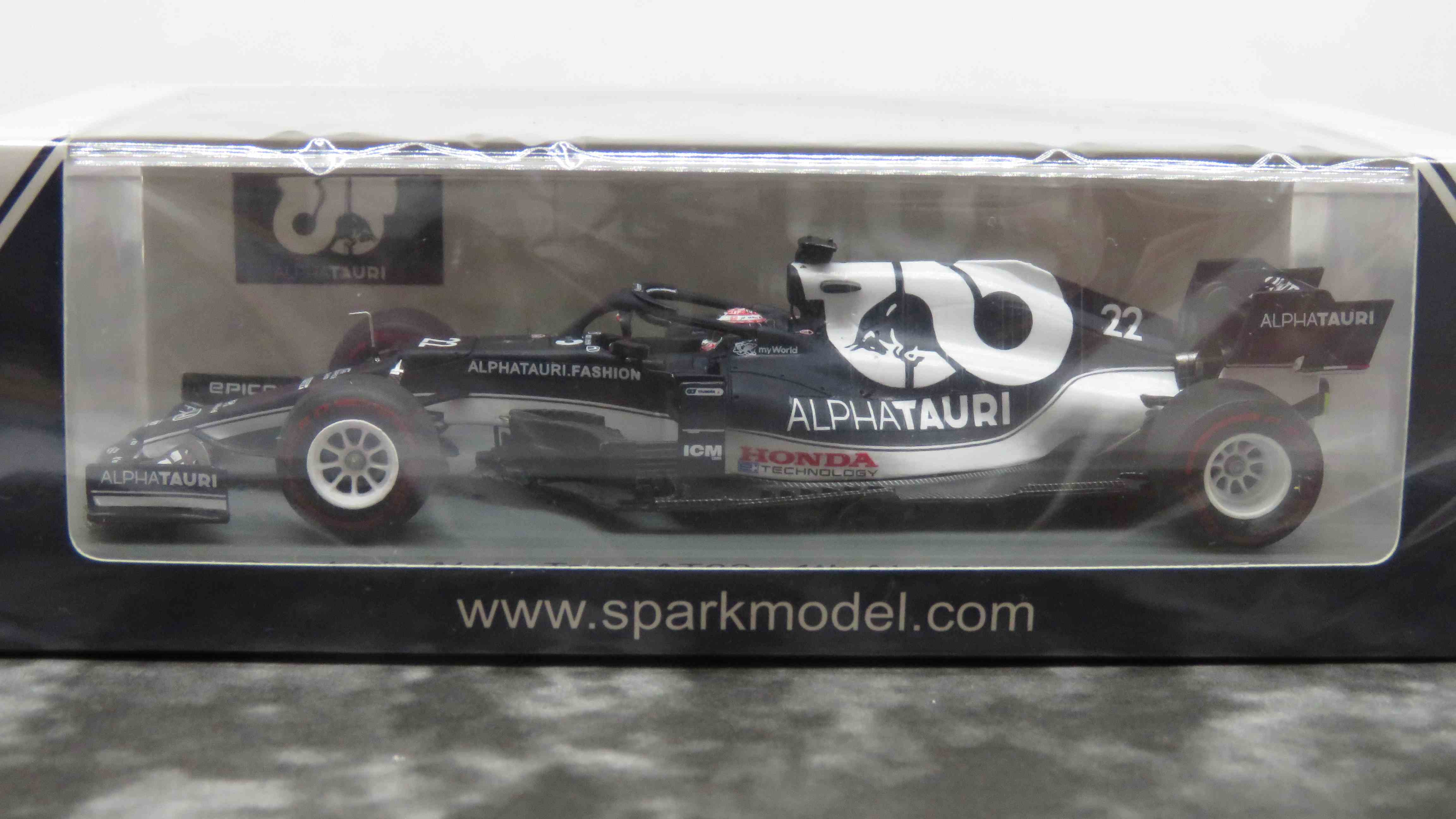 AlphaTauri AT02 No.22 Scuderia AlphaTauri 4th Abu Dhabi GP 2021 Yuki Tsunoda /Spark S7853 1:43/