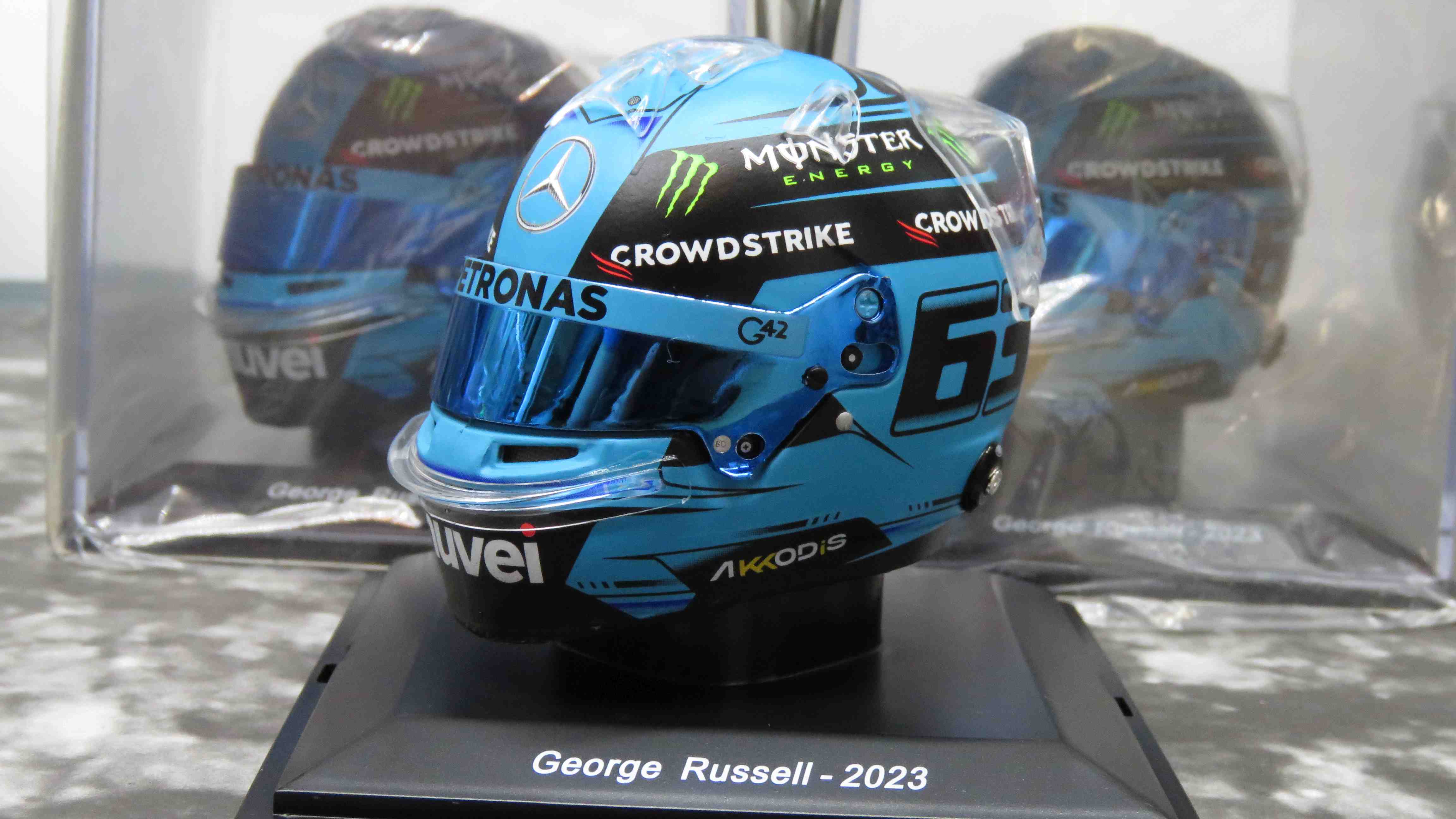 GEORGE RUSSELL - MERCEDES-AMG - 2023 /Spark 5HF088 1:5/